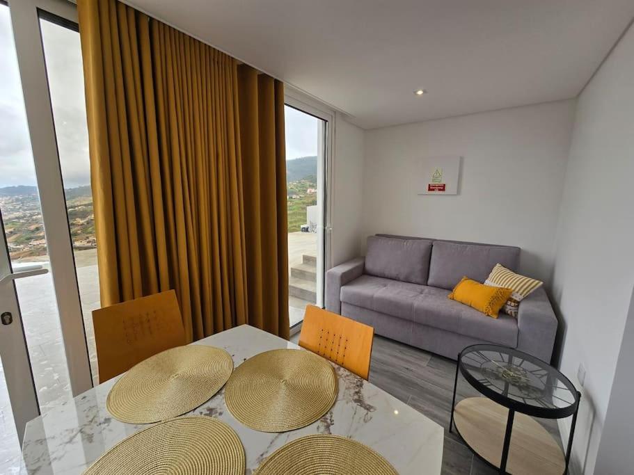 Brand New Private Modern Apartment With Patio And Sea View Calheta  Eksteriør billede