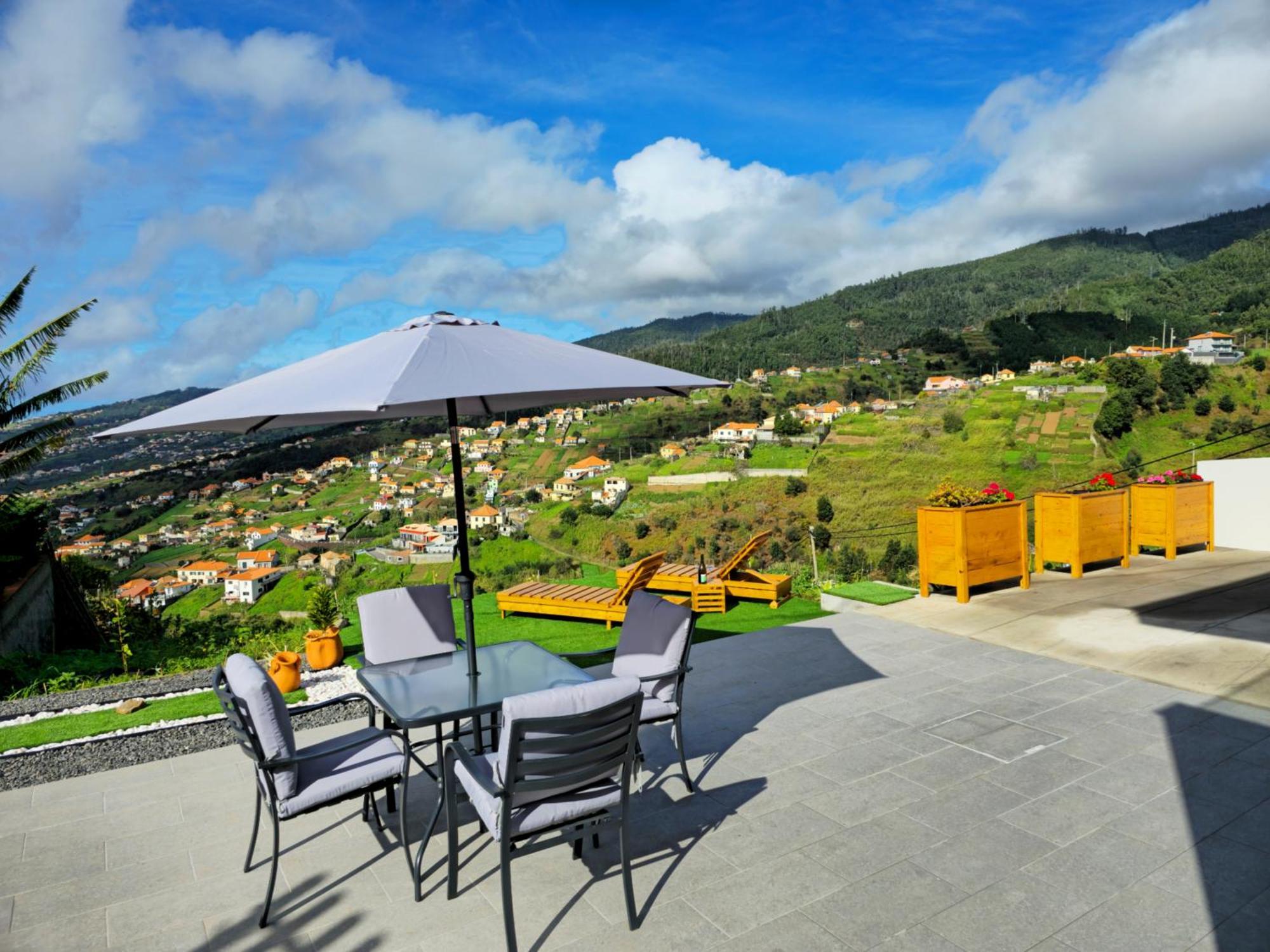 Brand New Private Modern Apartment With Patio And Sea View Calheta  Eksteriør billede