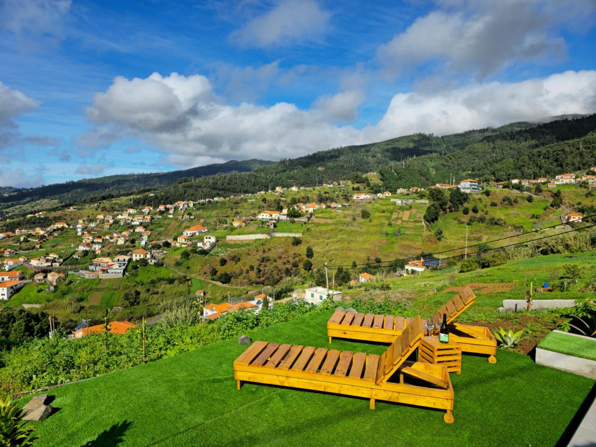 Brand New Private Modern Apartment With Patio And Sea View Calheta  Eksteriør billede